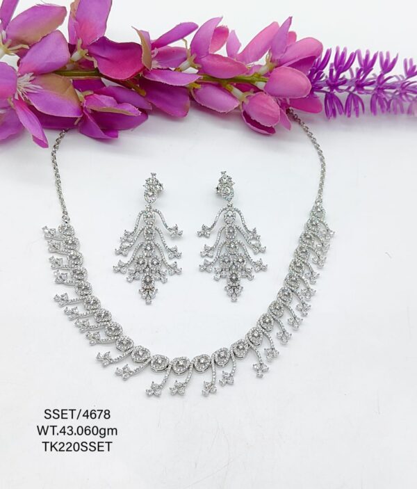 Stunning  Blue Sapphire Necklace and Earrings set in Sterling Silver 925