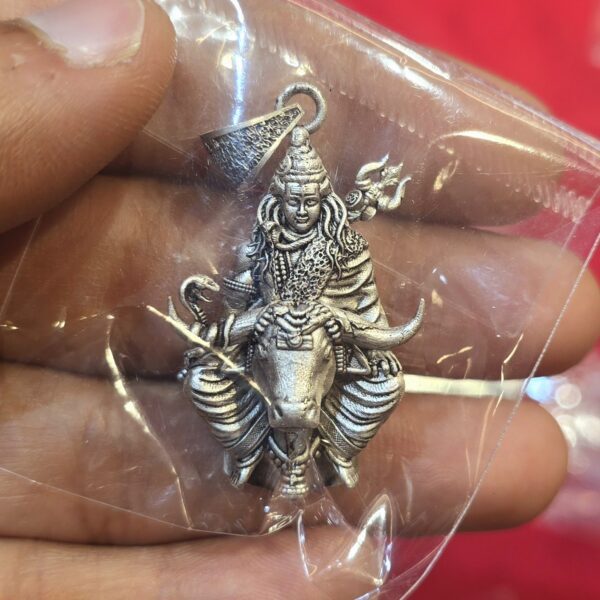 Shiv on Nandi Locket in Pure Silver 925 BIS Hallmarked