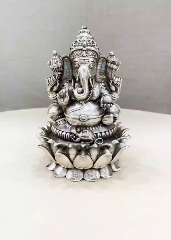 Lord Ganesh Silver Idol both Legs Up