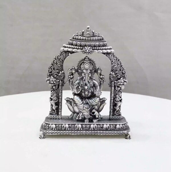 Padmam Ganesh Big Arch Pure Silver Idol