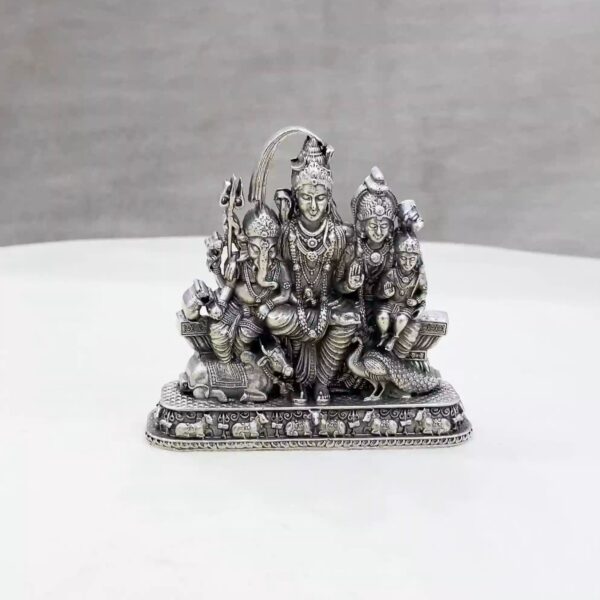 Shiv Parivaar Pure Silver Idol