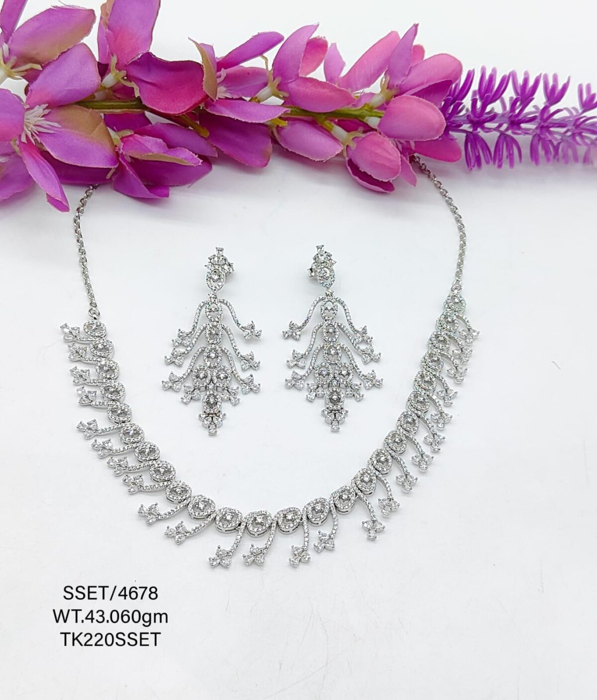 Stunning  white Stone Necklace set in Sterling Silver 925 - Image 1