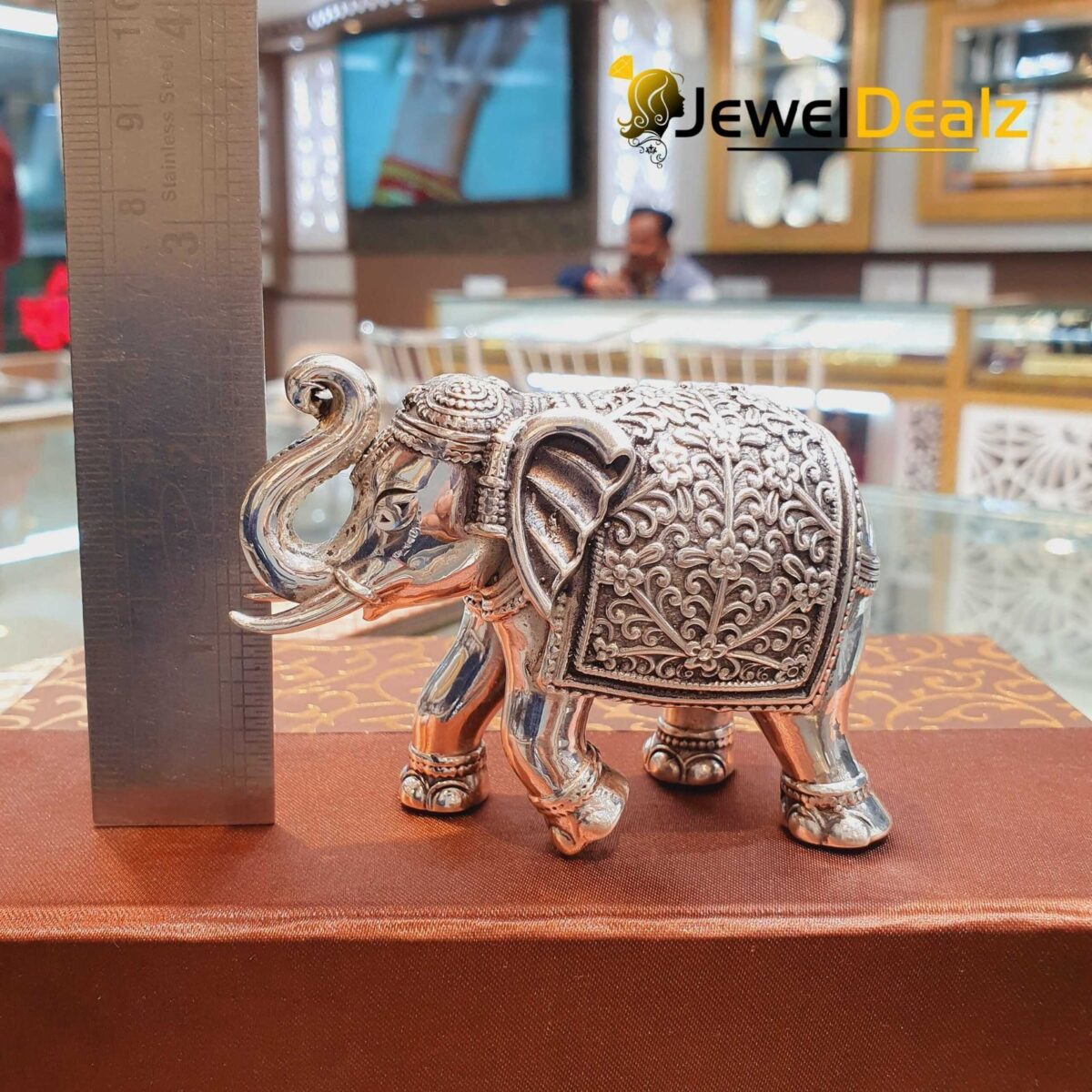 Elephant Idol in Pure Silver 925 Hallmarked - Image 1