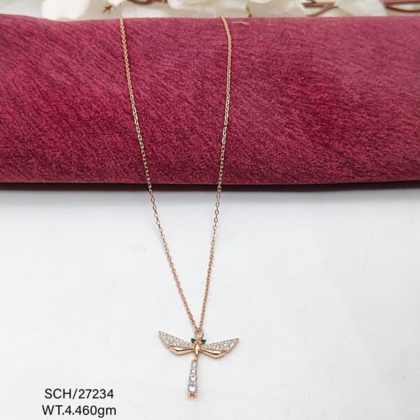 Elegant Dragonfly Pendent Necklace in Sterling Silver925