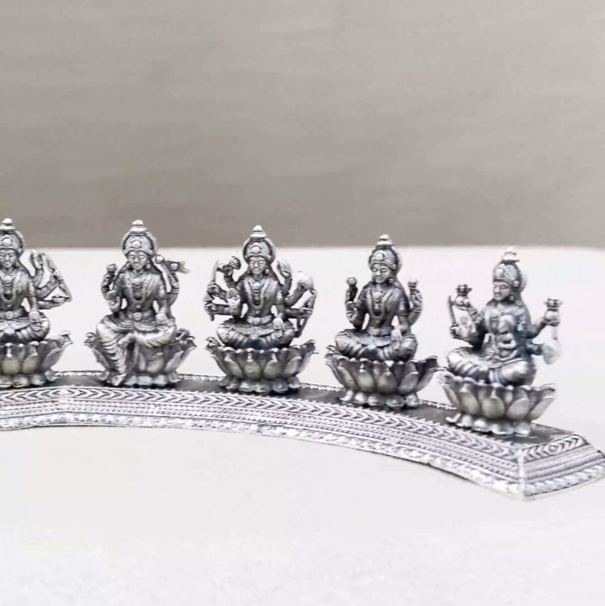 Ashtalakshmi Curve Pure Silver Idol