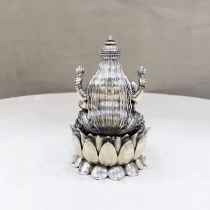 Pure Silver Maa Dhanalakshmi Idol - Image 3