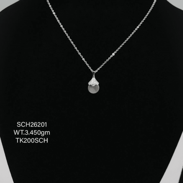 Chain with Iconic Pendent in Sterling Silver