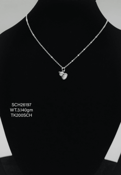 Chain with Pretty Pendent in Sterling Silver