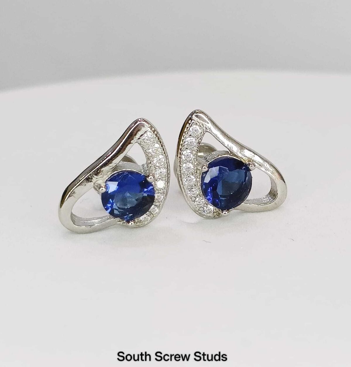 Blue Solitaire Earrings in Sterling Silver Pure 925 BIS Hallmarked - Image 1