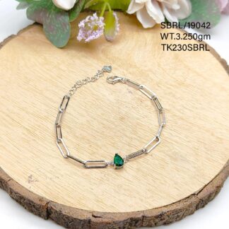 Ladies Green Solitaire Bracelet in Sterling Silver Pure 925 BIS Hallmarked