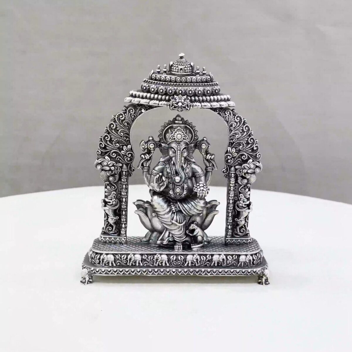 Padmam Ganesh Big Arch Pure Silver Idol