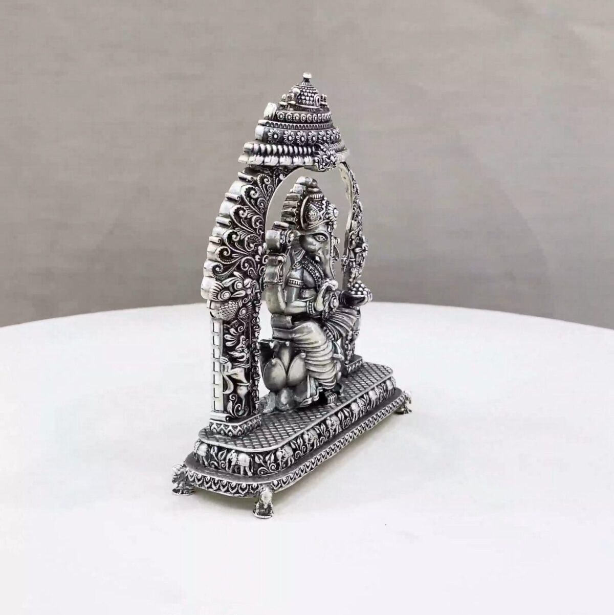 Padmam Ganesh Big Arch Pure Silver Idol