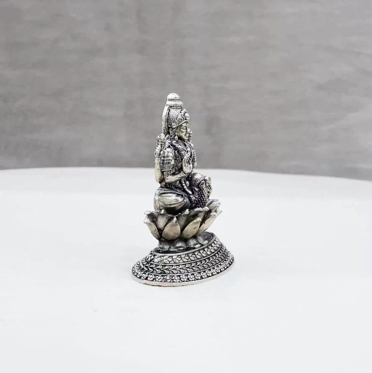 Padmam Lakshmi Pure Silver Idol