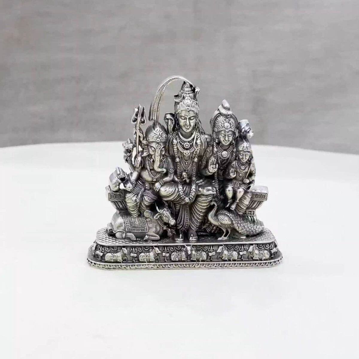 Shiv Parivaar Pure Silver Idol - Image 1