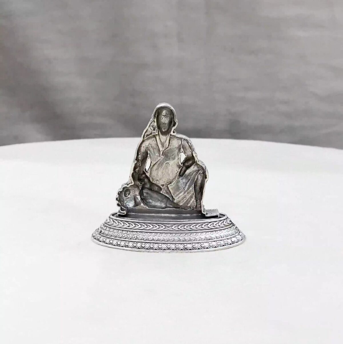 Sitting Sai Baba Pure Silver Idol