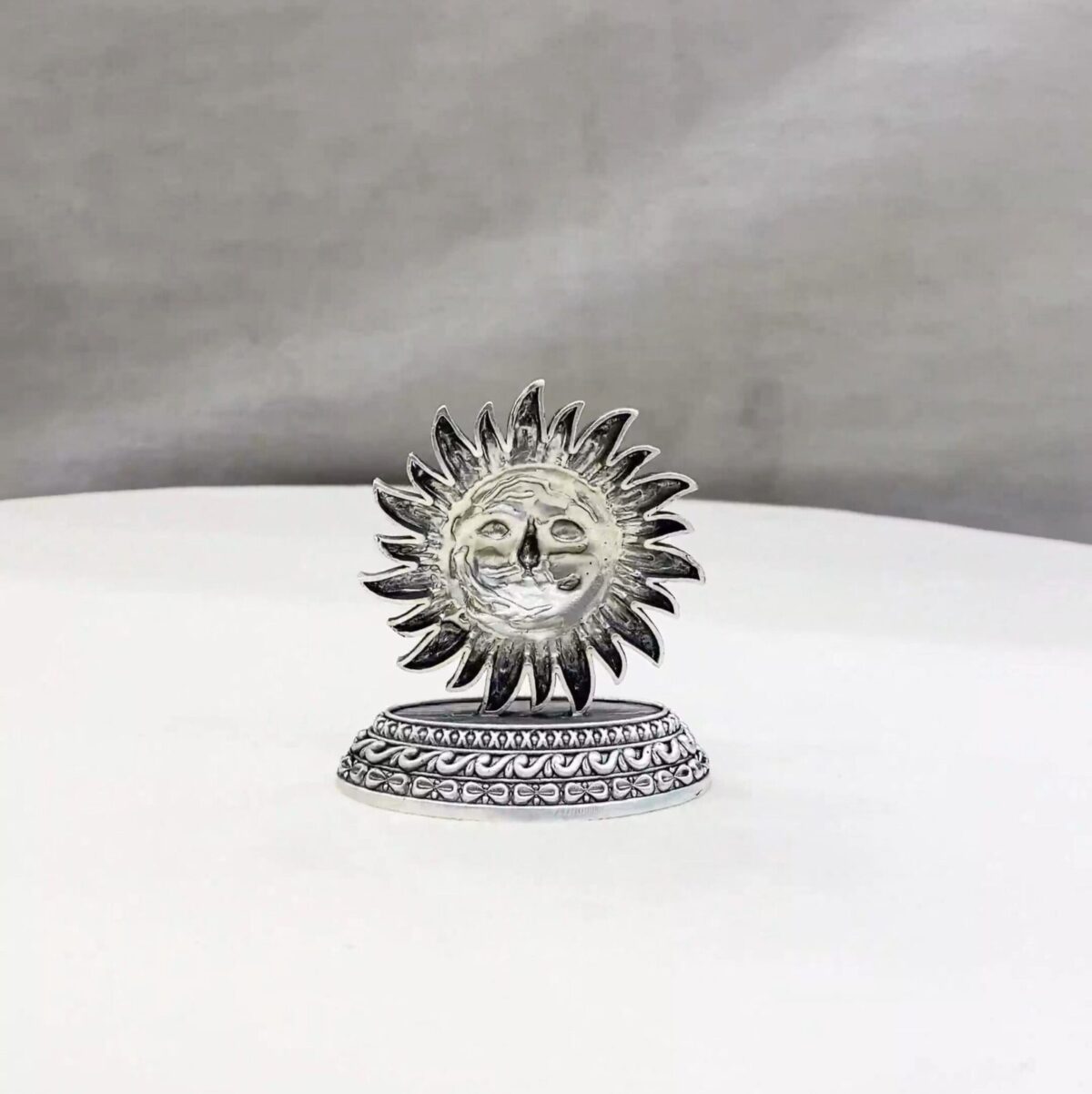 Sun Pure Silver Idol