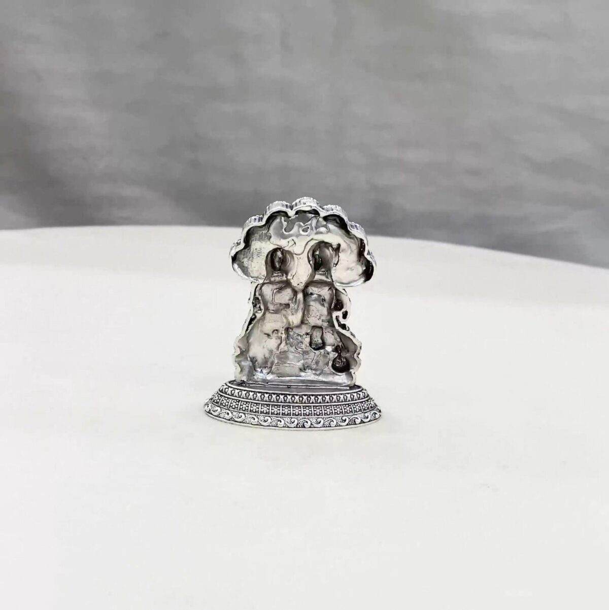 Vishnu Lakshmi Pure Silver Idol - Image 3