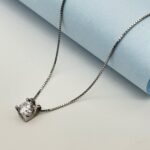 Elegant Solitaire Pendent Necklace in Sterling Silver925