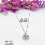 Elegant Floral Pendent Necklace Set in Sterling Silver925