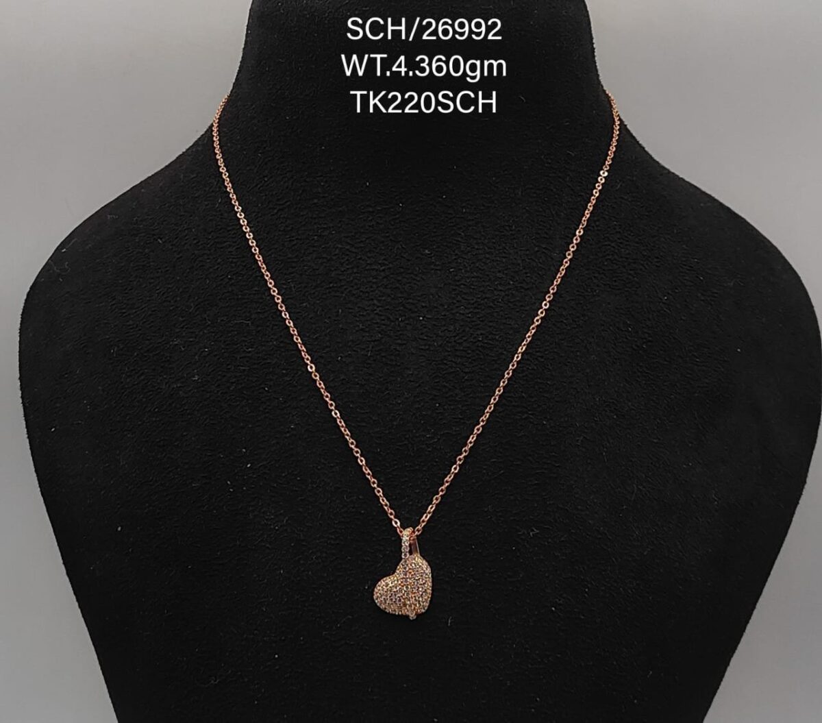 Elegant Heart Pendent Necklace in Sterling Silver925
