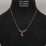 Elegant Leaf Pendent Necklace in Sterling Silver925