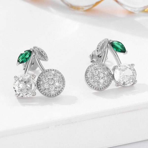 AAFREEN EARRINGS (STYLE 15018)