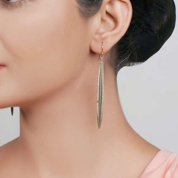 AAFREEN EARRINGS (STYLE 933)