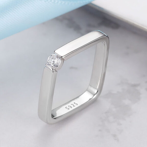 AAFREEN RING (STYLE 851)