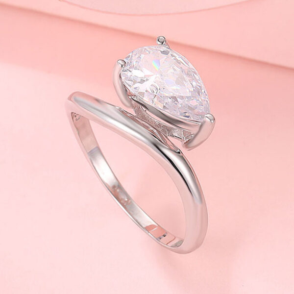 AAFREEN RING (STYLE 872)